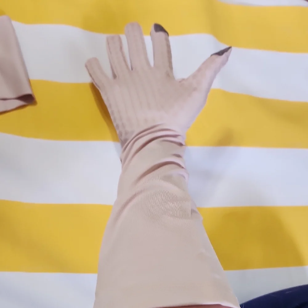 Coolibar Long Pink Sun Protection Gloves with Touchscreen Tips